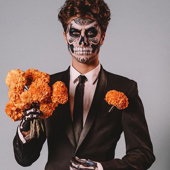 _DIYStylist's tweet photo. Bone to be wild☠️ #spookyszn
...
#diystylist #beauty #hairstyles #hair #fashion #instahair #hairfashion #hairtrends #styleinspiration #trendingnow #trendingfashion #love #tiktok #trending
📸Credit: weheartit https://t.co/tejBdPNw83