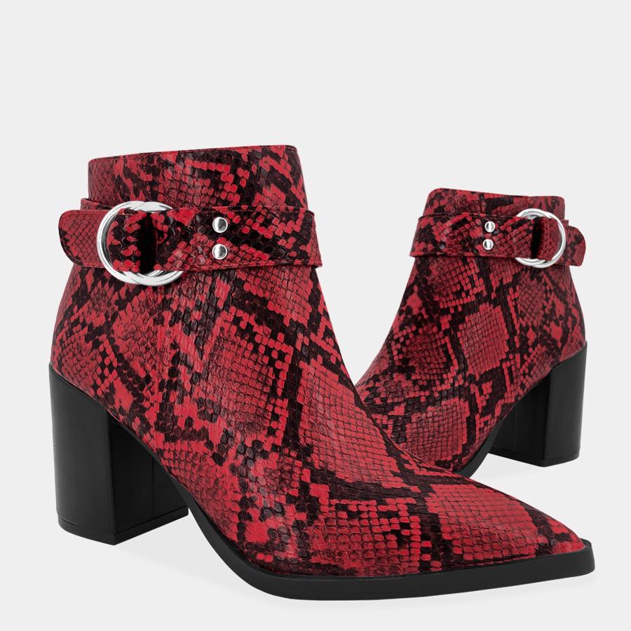 ❤️‍🔥 ¡Apuesta por #botines atrevidos y muy “trendy” para esta transición de temporada! 🔥🔥🔥
.
Style: Tashia Rojo Snake ❤️
.
#myshoesmexico #amoloszapatos #zapatos #shoeaddict #shoes #shoeaholic #botas #boots #tiendaonline #shoestagram #amolasbotas #myshoesmx #zapatosmujer