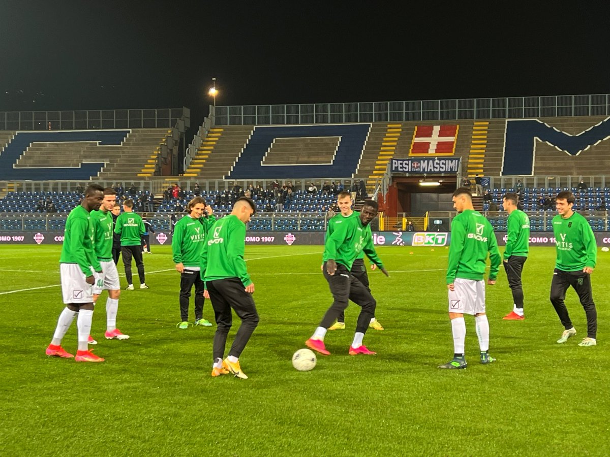 PordenoneCalcio's tweet photo. Manca poco a #COMPOR 🔥
#ForzaRamarri #ForzaPordenone https://t.co/74Fr0wRgQZ