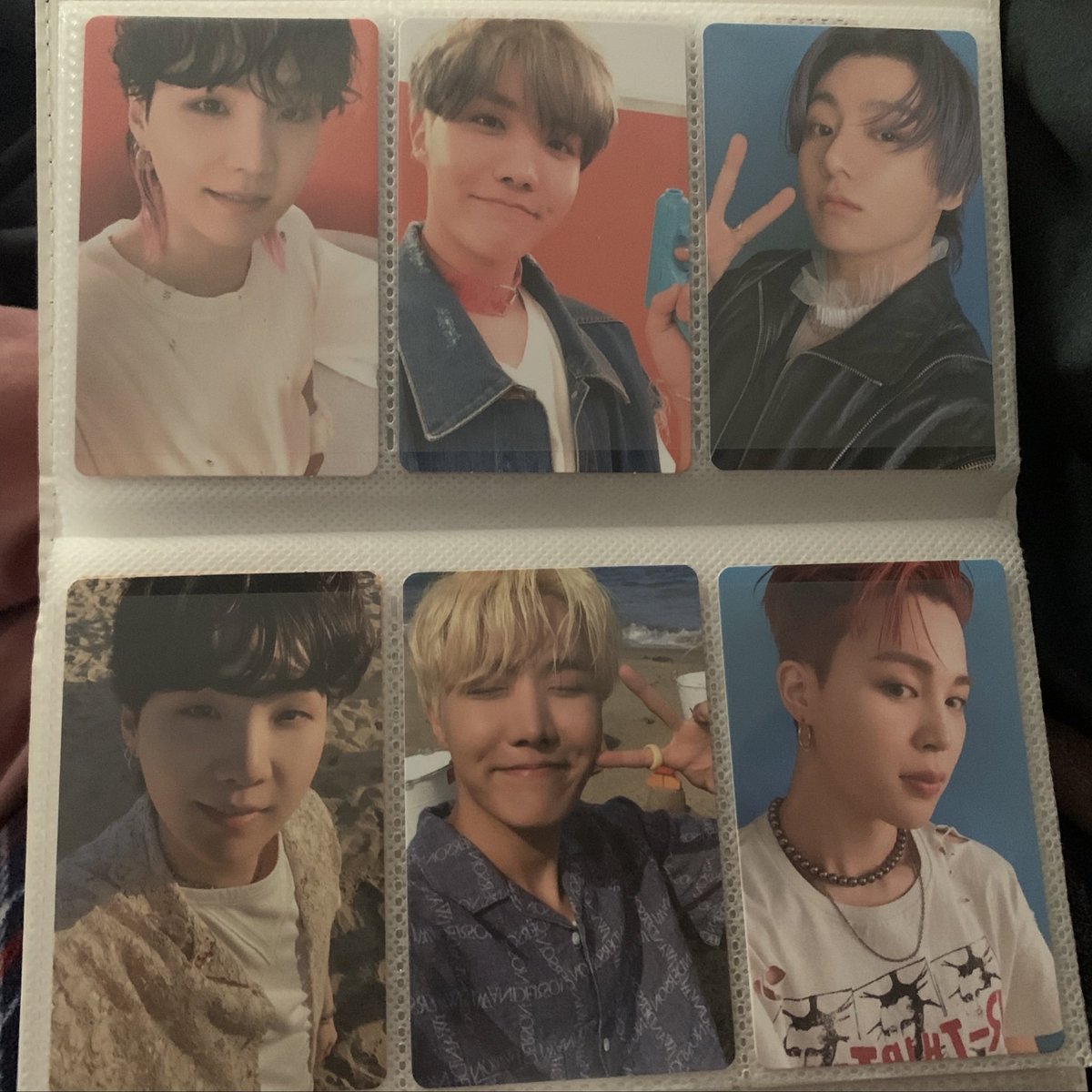 taejinsmile's tweet image. Selling these bad boisss too 😁😁 #btspcs