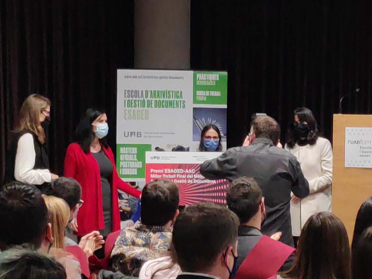 Arxivística i Gestió de Documents UAB tweet media