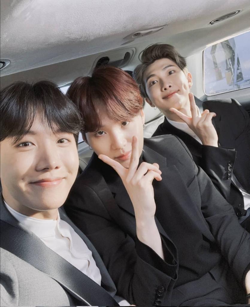 방탄소년단 tweet media