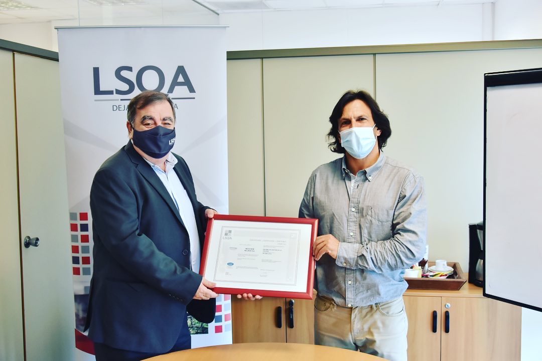 El pasado Lunes 25 de octubre, tuvimos el enorme placer de hacer entrega del certificado ISO 9001: 2015 a la empresa INDUCHEM NELBOR S.A., bajo el alcance de: Venta de ingredientes alimenticios.

¡Excelente trabajo en equipo INDUCHEM!

#iso9001 #sistemasdegestion #lsqadejahuella