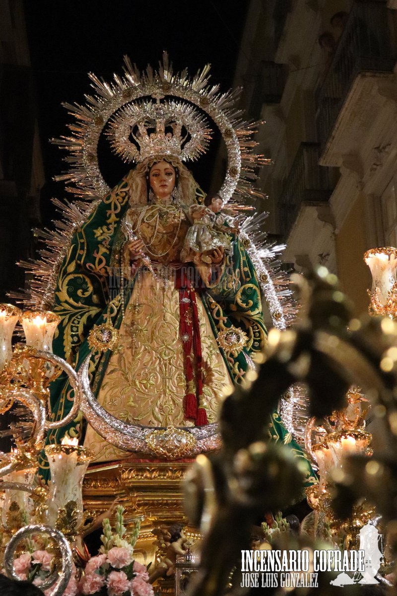 📸Salida Extraordinaria por el XXV aniversario de la bendición de Nuestra Señora de la Oliva de la <a href="/Archic_Huerto/">Archicofradía Huerto</a> 
❤️Espero que os gusten las fotografías de este acto único, primera vez que procesiona esta imagen.
#CofradiasMLG #Cofrade #OlivaMalaga