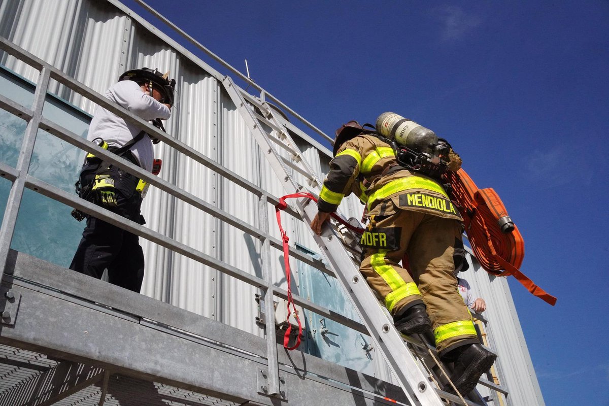 MiamiDadeFire's tweet photo. This week, Marine Firefighting Class 2021-1 completed two weeks of intensive training in the tactics used to combat a ship fire. The course concluded with a simulated engine room fire using a specially equipped ship fire prop. #MDFRTraining
๐ธ: https://t.co/SFu8CUae2F https://t.co/TwhFbisyPQ