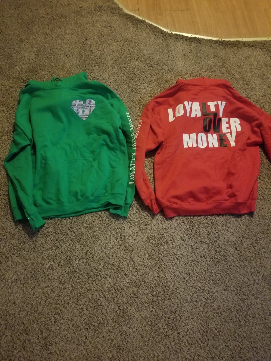 MajikOnly's tweet photo. The green is now available on https://t.co/dMCb2ap10g go get that
@hollowdadon 
@LOMClothing 
#xmascolors https://t.co/QIxpsoSUTs