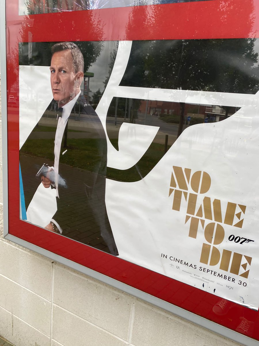 MattHowling's tweet image. As a life-long #Bond fan I can honestly say #NoTimeToDie delivers the goods. Brilliant stuff. #DanielCraig we salute you. 👏 (Not a bad way to spend my birthday)