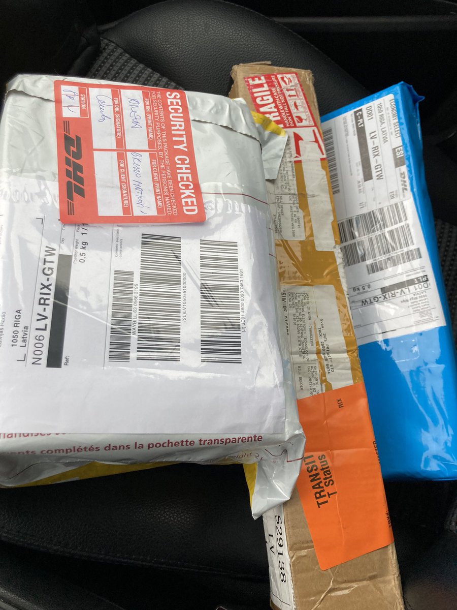 130db's tweet photo. Christmas non-stop!
Thanks, @McgillSystems, @RAKwireless, @GlamosTech, and @DHLGlobal! https://t.co/ucc9ielKBe