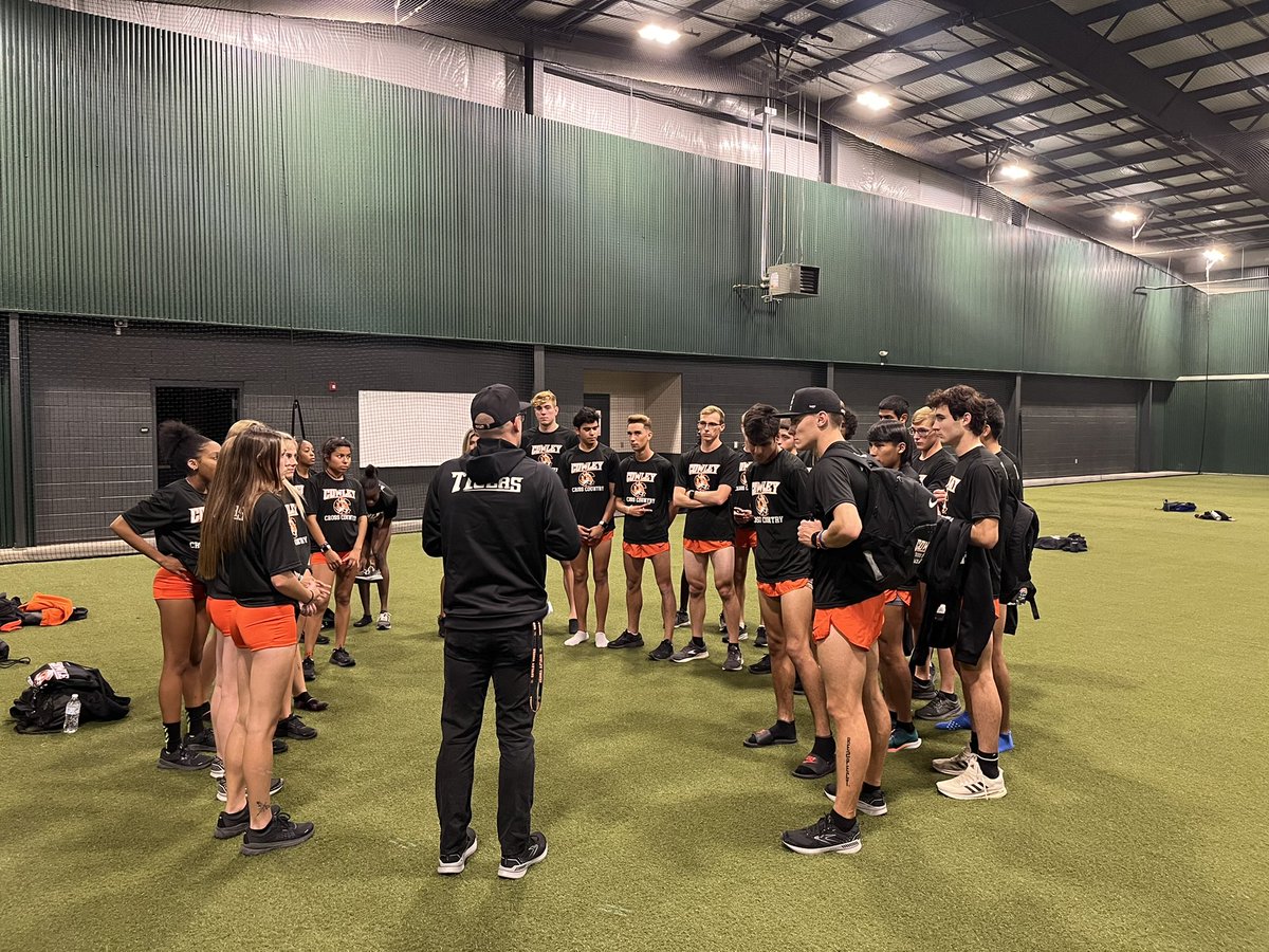 Cowley College (@cowleycollege) on Twitter photo Good luck to our XC team as they head to Colby for their Regional meet this weekend! #TogetherWeRoar <a href="/CowleyXCTF/">Cowley College XC | Track and Field</a> Good luck to our XC team as they head to Colby for their Regional meet this weekend! #TogetherWeRoar <a href="/CowleyXCTF/">Cowley College XC | Track and Field</a>