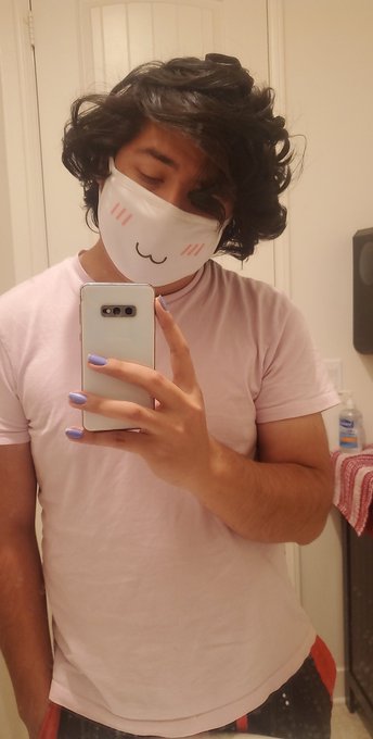 So I got my hair done :3 https://t.co/Fc5pMtAkwt