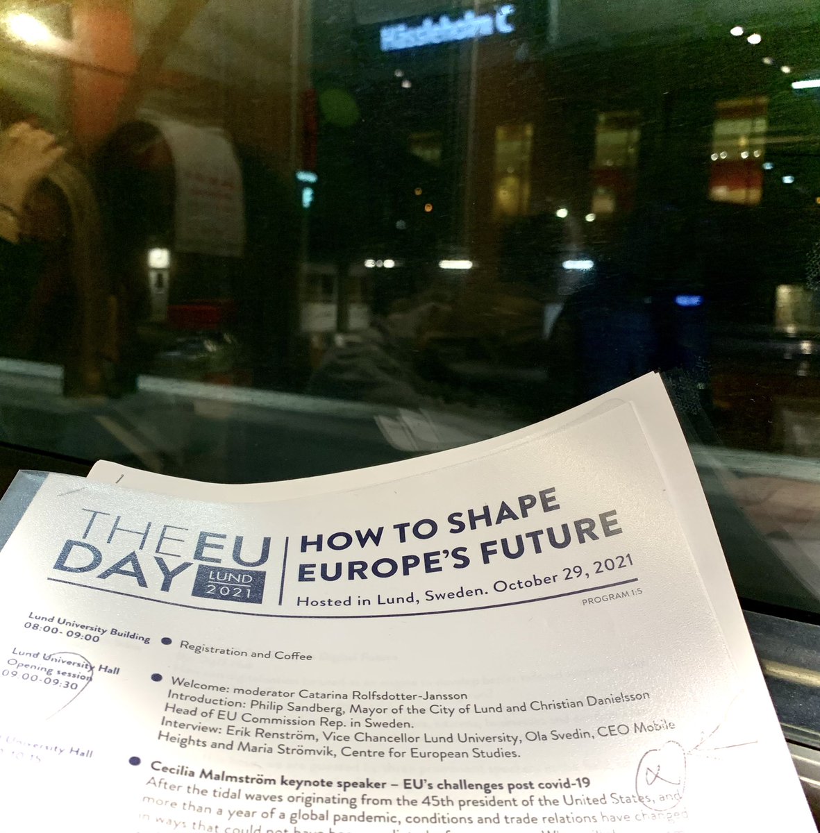 On the train to EU Day Lund 2021!#EUDayLund -looking forward to discussing European Competitiveness &amp; Global Geopolitics with <a href="/MalmstromEU/">Cecilia Malmström</a> Joakim Gullstrand &amp; <a href="/JorgenHettne/">Jörgen Hettne</a>.
Join us! 👇🏻👇🏻👇🏻
lund.se/download/18.7d… <a href="/lunduniversity/">Lund University</a> <a href="/EU_Commission/">European Commission</a> <a href="/svenaringsliv/">Svenskt Näringsliv</a> <a href="/DanielssonEU/">Christian Danielsson</a>