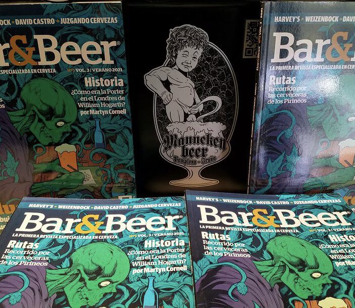 En <a href="/MannekenBeer/">MannekenBeer</a> de Pamplona formamos parte de su mobiliario.