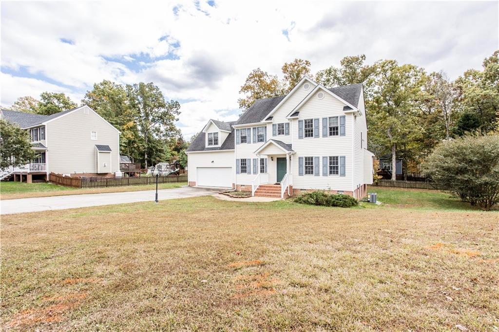 FrontDoor804's tweet photo. Check out our newest listing in #Chester! Tell us what you think!  #realestate https://t.co/C81tS7mOaN https://t.co/dVnrmf0C6I