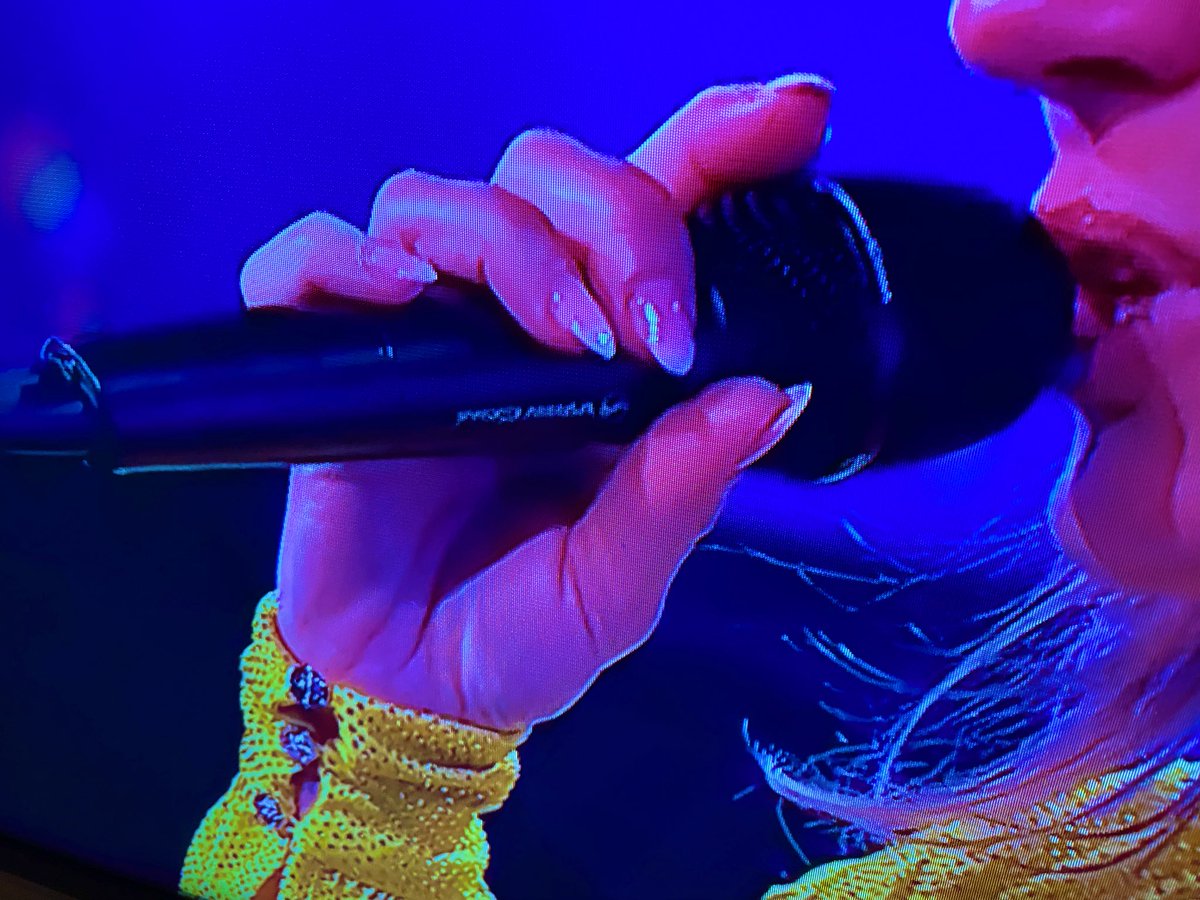 Wie weet welke zangmicrofoons worden gebruikt bij <a href="/BesteZangers/">Beste Zangers</a> ? Kan het net niet lezen…
#bestezangers