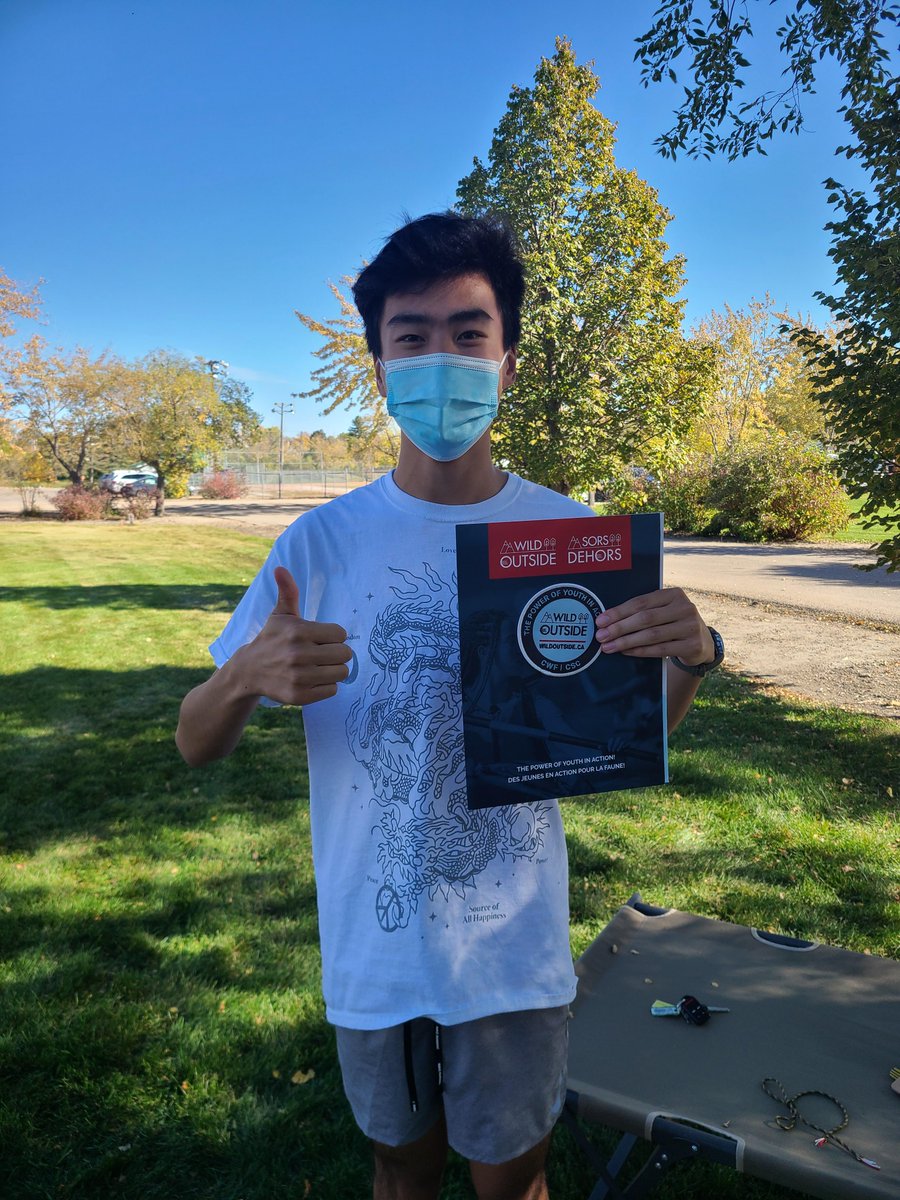 CWF_FCF's tweet photo. Amazing accomplishments as these youth are recognized for hitting their service hour milestones! If you or someone you know is between the ages of 15-18, you can join our #WILDOutside program too! 👏🏅 https://t.co/3HN5YVW3Bk

#DoMoreForWildlife #CanadaServiceCorps #LeadersToday https://t.co/IadXFWD9ww