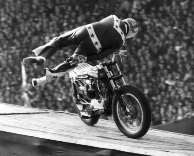 cloud9bikes's tweet photo. Seconds from disaster and incredible pain #motorcyclestunts #motorcycle #evelknievel #motorcyclefails https://t.co/eVa2NREuau