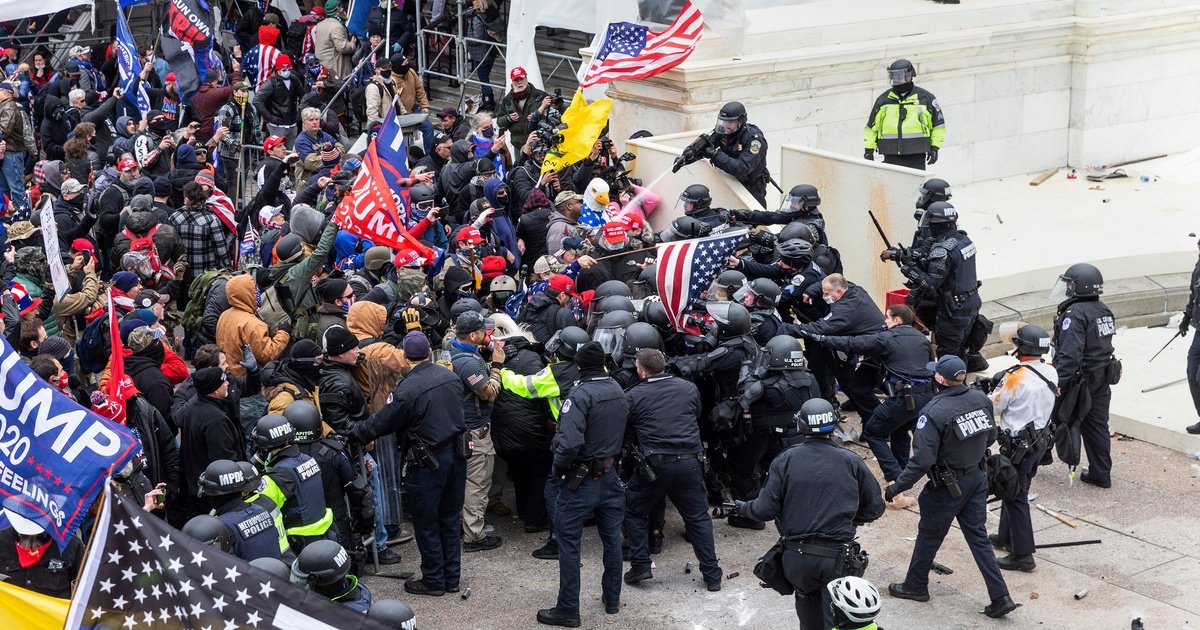 The Wire: Trump Special 11/When we remove all visitors to Capitol who arrived before Capitol was breached, another 1,000 phones, we have 2,000 phones leftNow remove the phones of the cops. say 500 were phones registered with DC & Maryland police officers. We have 1,500 left