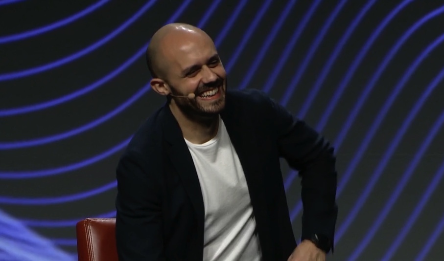 "The best way to tackle big problems? Focus on small incremental improvements one item at a time." - Rei Moya, COO, Beam Living

@Beam_Living's approach to being better today than yesterday 

#SafetyCultureSummit #MadeExtraordinary