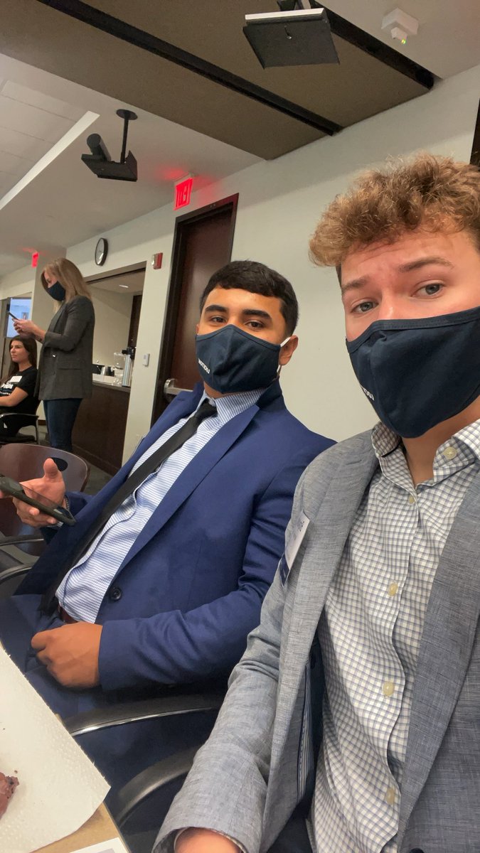 brayden_rethman's tweet photo. #uncommonlyindependent @Lockton https://t.co/Uf5Rg2yelV