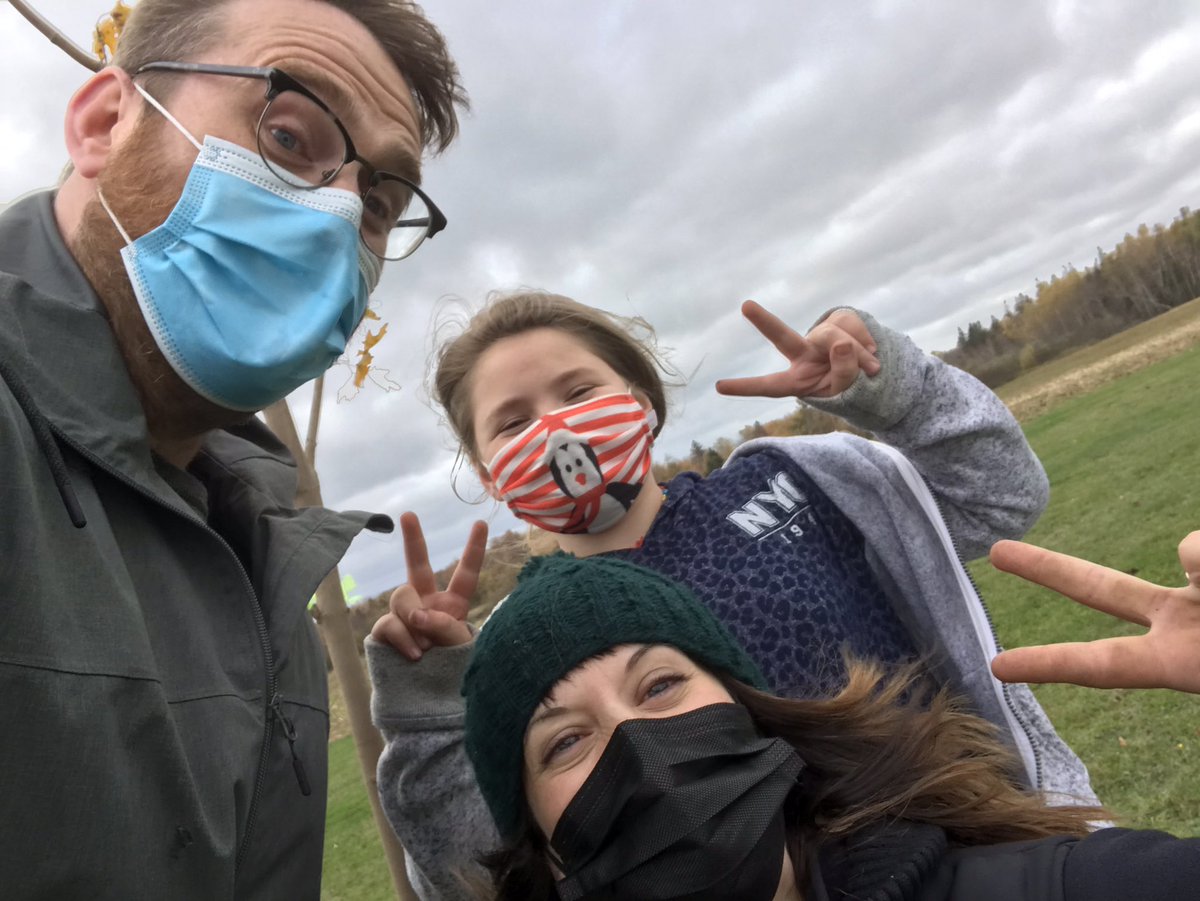 Connor_YEC's tweet photo. @NorthportSchool students, staff and parents planned a tranquility garden today. @Shali_YEC and I are lucky to support such creative students! @UpLiftNS https://t.co/R3YQQIBdHo