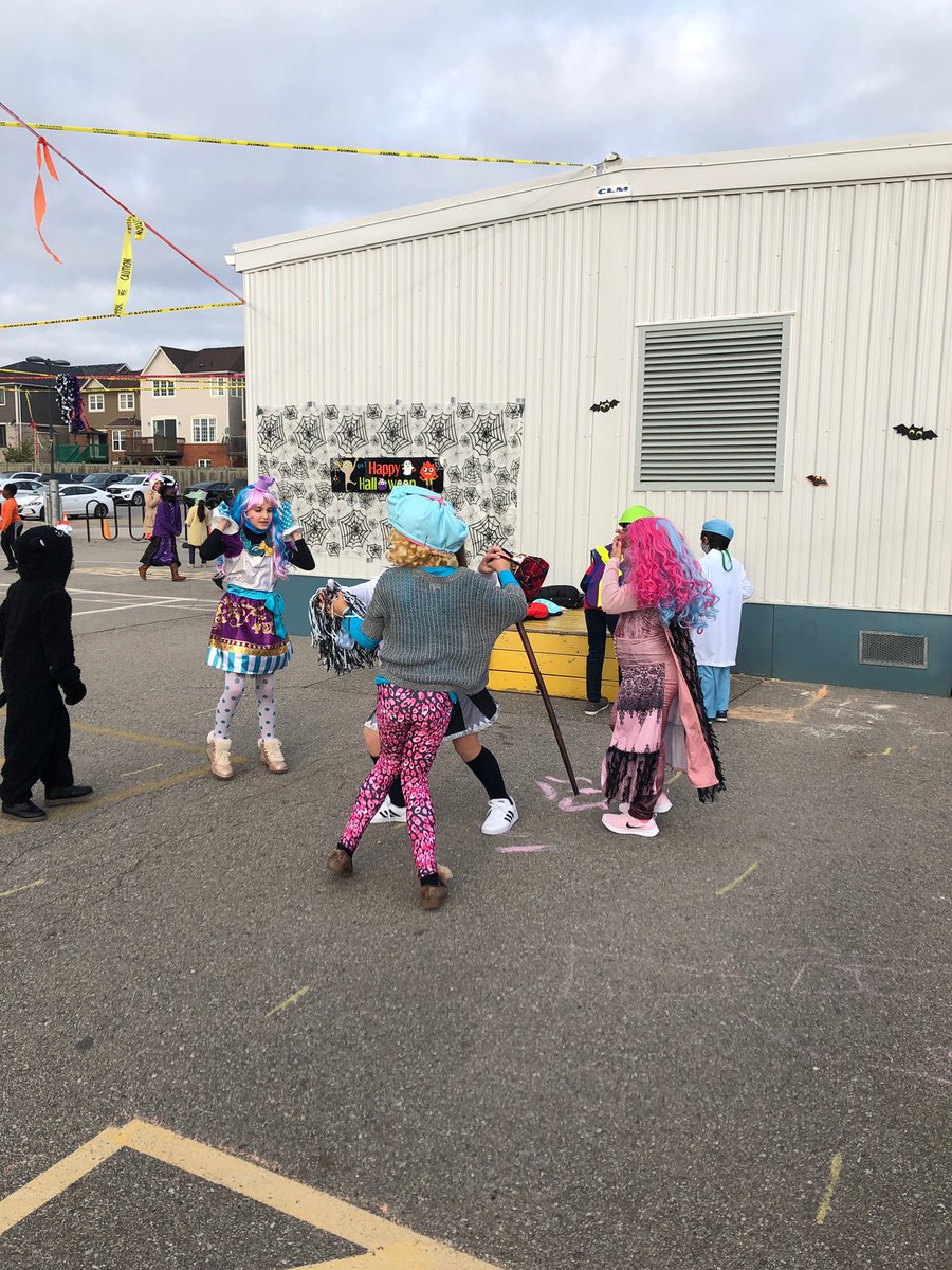 MrsDemeter_QH's tweet photo. We had so much fun at the Halloween Dance-a-thon today!!🎃🎃 https://t.co/6YbrYtKvu0