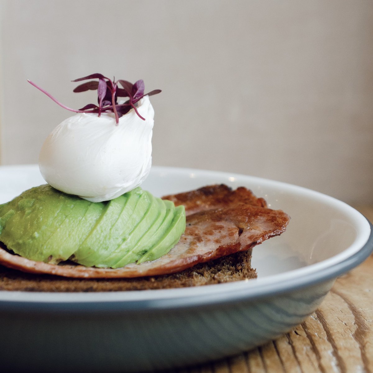 Have you tried ‘The Donker’ from our café? Lightly toasted donker bread, 2 rashers of bacon, half a sliced avocado and topped with a runny poached egg. Yum! 😋

Café open 9-16:30 Fri-Tue &amp; 10:30-16:00 on Sunday. Food served until 15:00. 

#food #brunch #lunch #breakfast #cafe