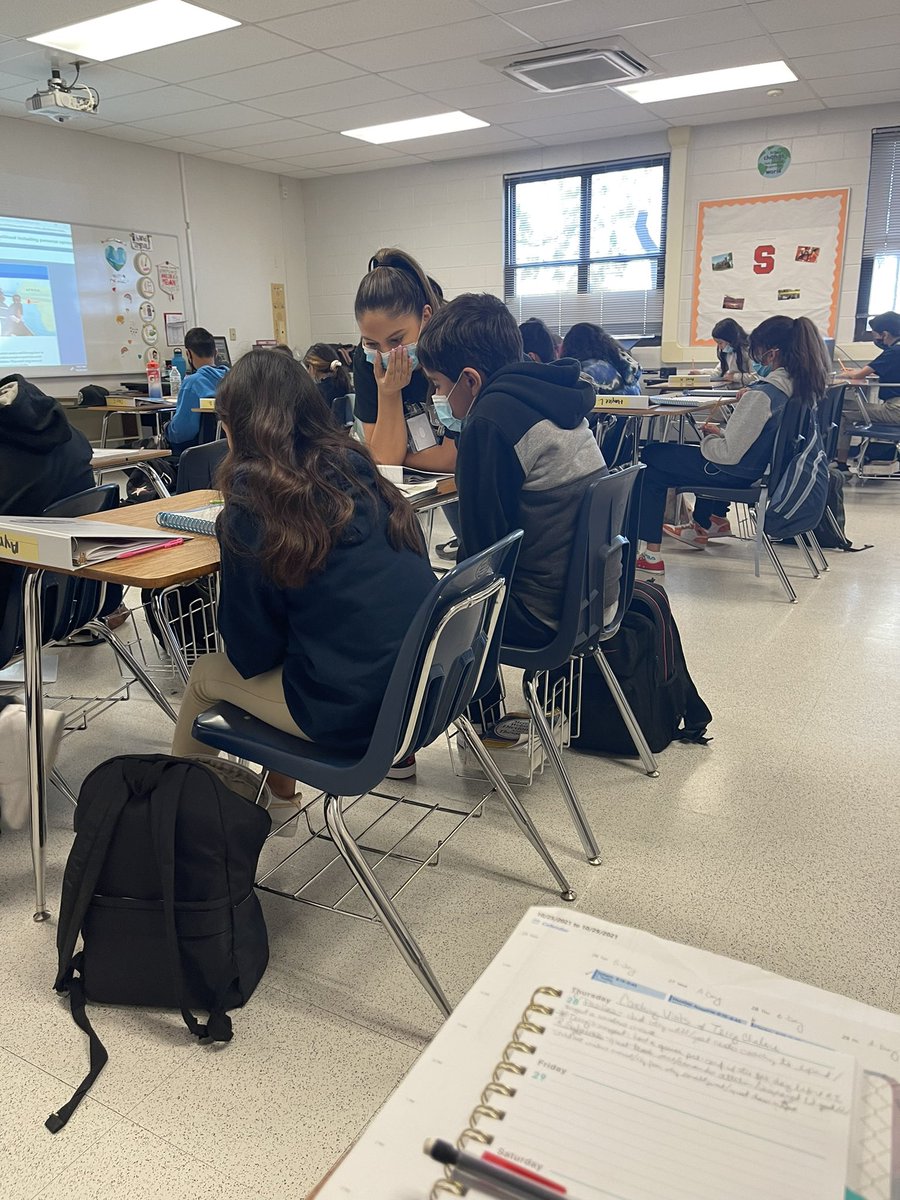 MTapia_CI's tweet photo. Amazing things happening at Clarke during Read 180 coaching visits!! Great job in implementing many things you have learned in trainings @Hi_Miss_G @JAtkins_CMS @RPasillas_CMS Your hard work and dedication is evident! 📖 ✍️ #TeamSISD #SISDSpecEd https://t.co/zhP09XAoAE
