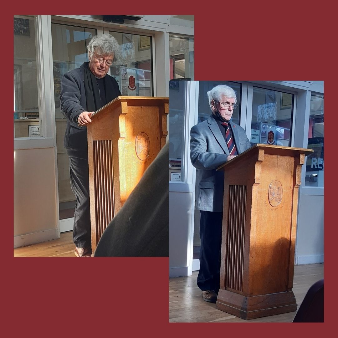 school_kings's tweet photo. Our annual Remembrance Day ceremony took place at Kings' School yesterday, 11th November. A poignant address from Rev Neil Birkett and readings from Y9 pupils as well as St Thomas's Old Boys made for a moving occasion. #UnaLaborantes #RemembranceDay2021 https://t.co/1pCS8qjHP8