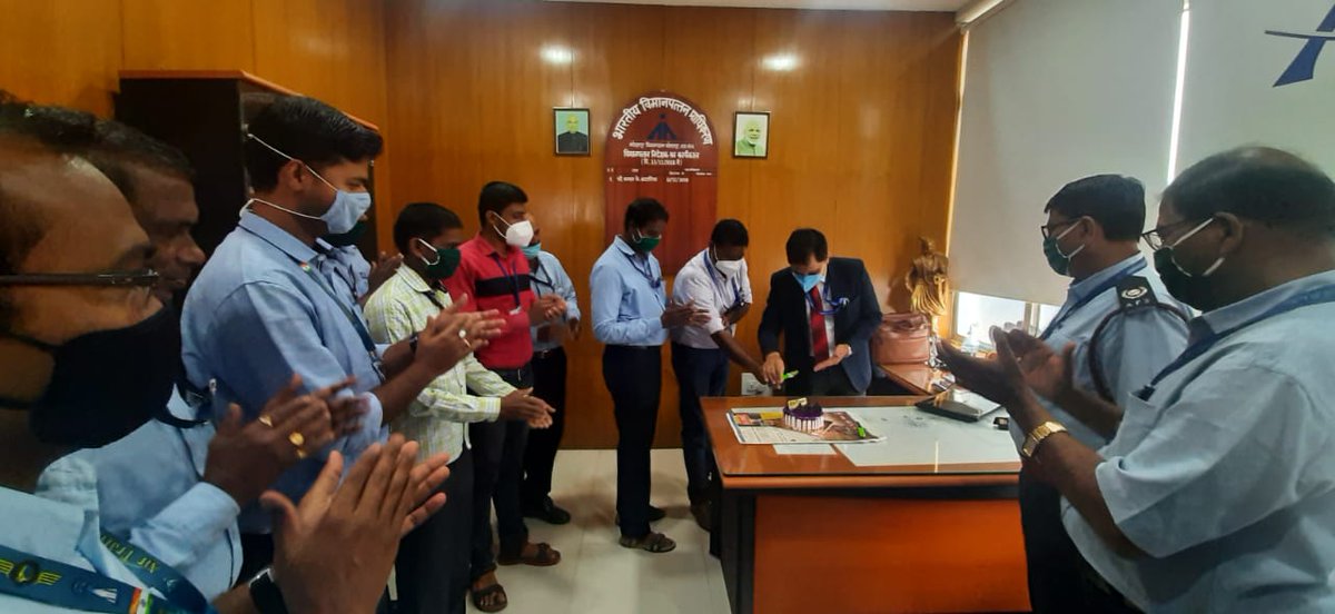 aaikolhaairport's tweet photo. Today we all celebrated #ATSEPDay2021 at #KolhapurAirport with Engineers &amp; Technicians who are maintaining highest levels of aviation safety &amp; provides crucial air navigation facilities in ensuring 🛫 safety.
#InternationalATSEPDay2021!
@aairedwr @Info_Kolhapur @InfoDivKolhapur https://t.co/oX5ocYeoyw