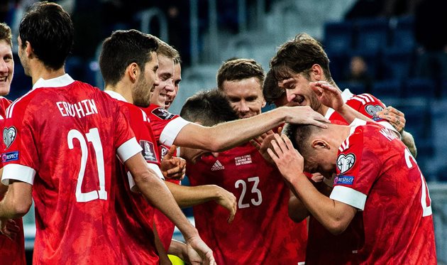 RusConsCapetown's tweet image. ⚽️⚽️Yesterday 🇷🇺&amp;amp;🇿🇦 made one more step towards the final stage of the @FIFAWorldCup-2022 in #Qatar! While #Russia defeats the national team of Cyprus with a score of 6-0, #BafanaBafana beats Zimbabwe (1-0) thus securing the first place in its group! Keep in this way!