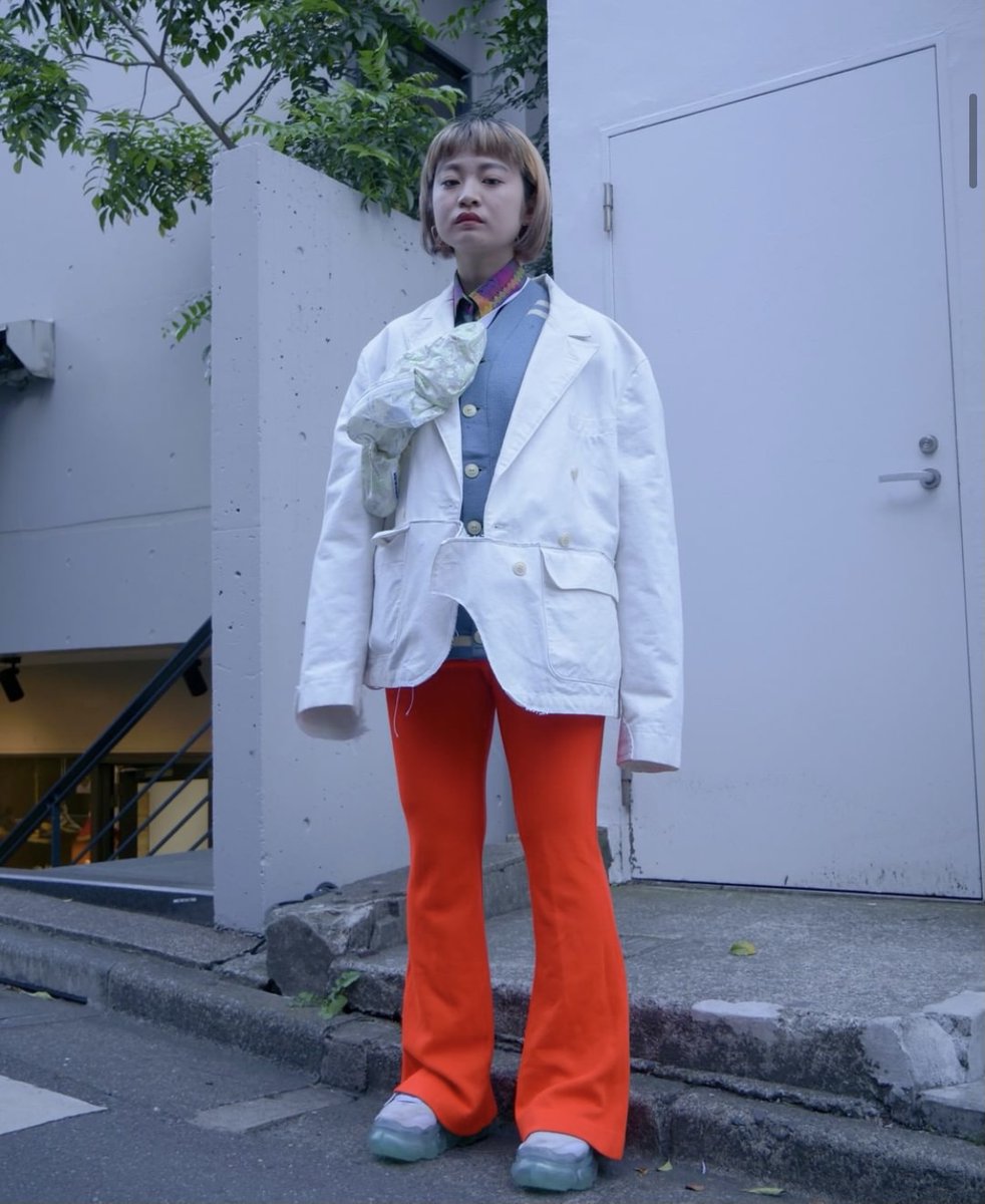 tokyomodesnap's tweet photo. Name: Ruka
Occupation: Student
/
Jacket: #barashi
Inner: # barashi
Pants: #vintage 
Shoes: #mikiosakabe
Bag: # mikiosakabe
/
https://t.co/3qBOeRsuXi https://t.co/MinDJR1c39
