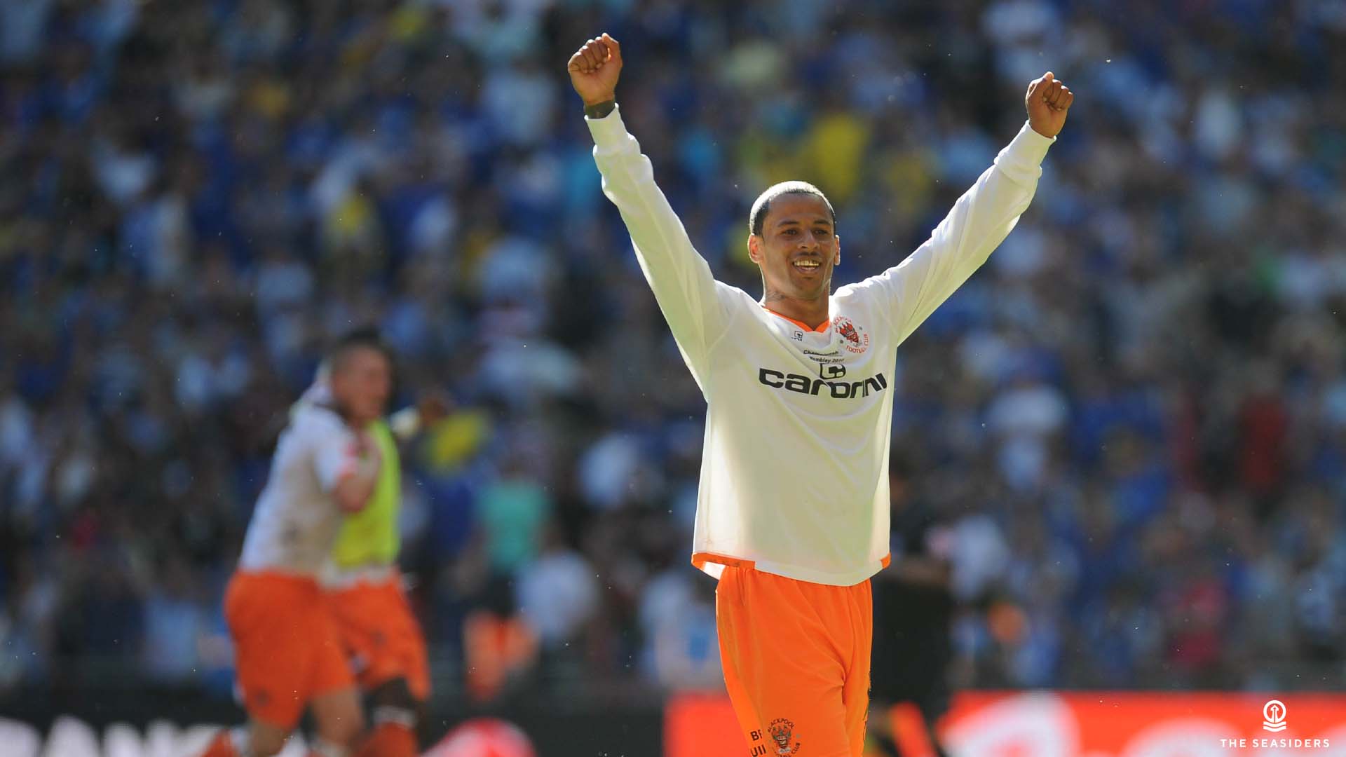  Happy Birthday to former Pool striker, DJ Campbell!  