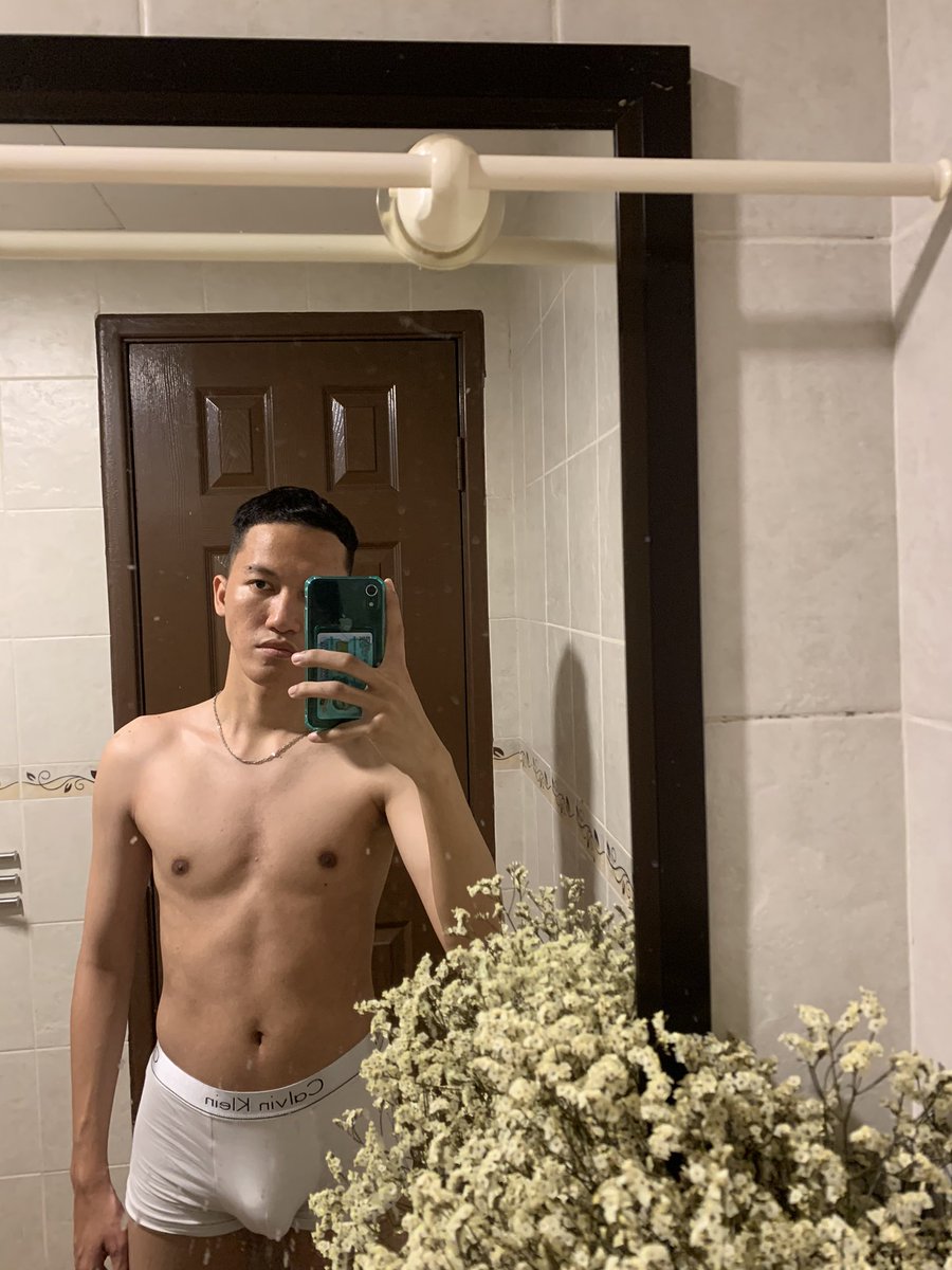 AMMIRISMAIL's tweet photo. MY FIRST PHOTO HAHAHA HARAP2 FYP🖕 https://t.co/7uAWBlOnps