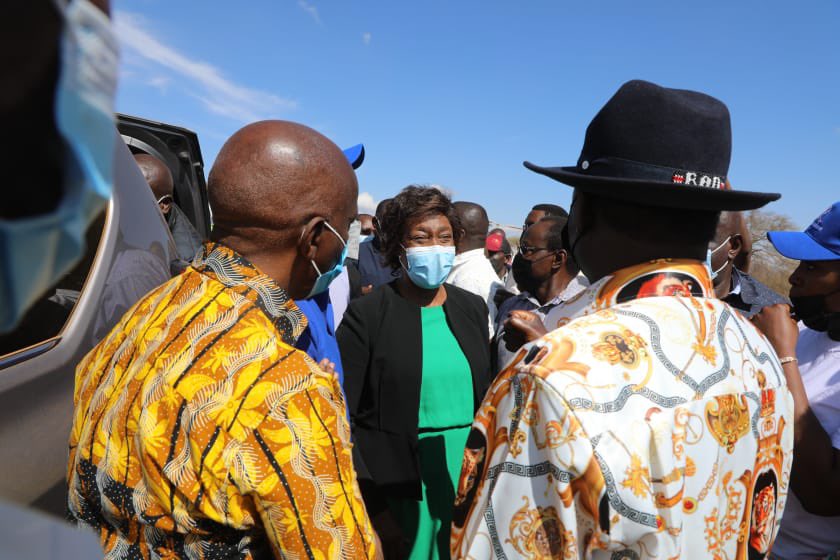 mamangilu's tweet photo. I have joined Rt. Hon @RailaOdinga for the South Eastern Kenya #AzimioLaUmoja forum hosted by my colleague @governorkibwana in Wote Makueni County. My other colleagues @DrAlfredMutua, @GovLeeKinyanjui and @JamesOngwae among other leaders are also in attendance. #AzimioUkambani https://t.co/q6Elkw24zL