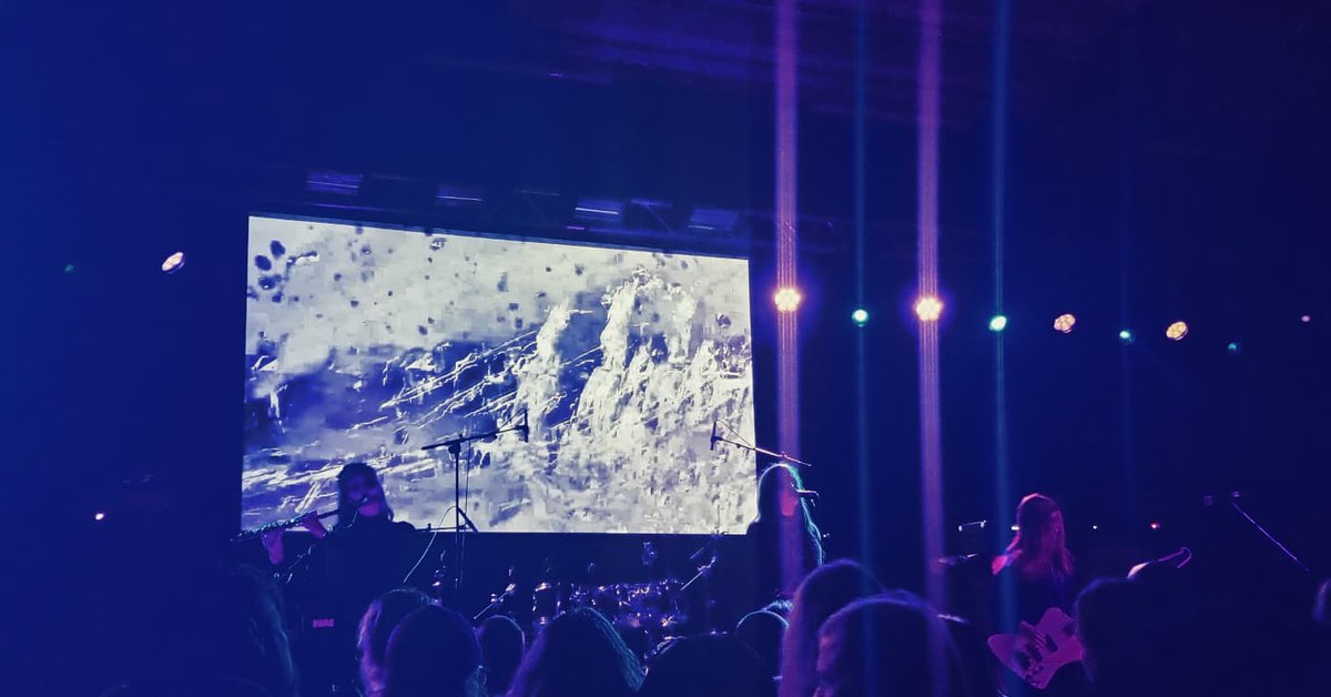 Hanzebelle's tweet photo. Day 1 at #AscensionMMXXI and every band was incredible! #Forsmán #Nexion #TrehaSektori #Fleshworld #Throane #KælanMikla #Sinmara https://t.co/hoohfDZCKX