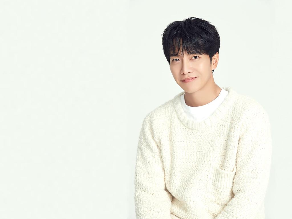 I vote for  #leeseunggi on #MAMAVOTE