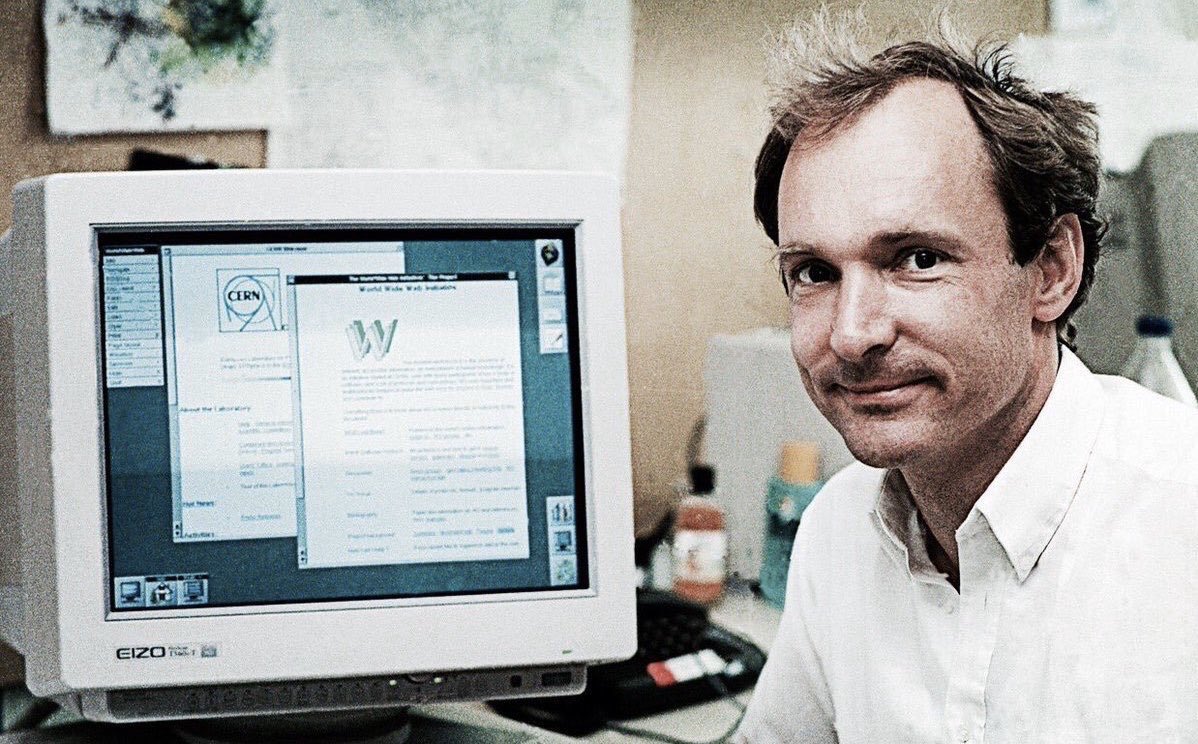 retrochenta's tweet photo. Hoy hace 31 años que Tim Berners-Lee publicó su propuesta formal sobre la World Wide Web. https://t.co/q8xBP05FTg https://t.co/dGBK0stUN4
