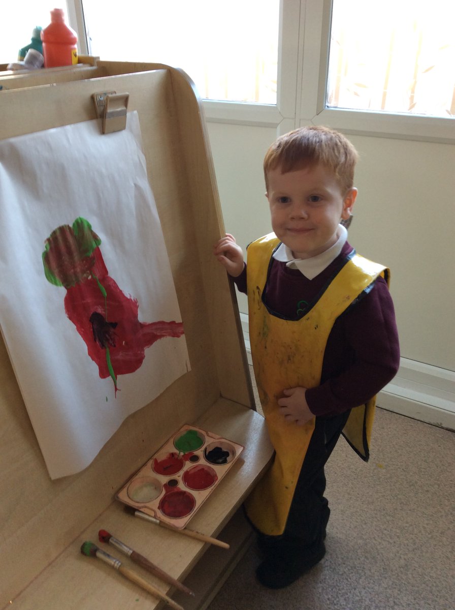 AcademyBrooke's tweet photo. Brooke F1 - This week we have been finding, discussing and creating patterns.  We have also took part in a variety of Remembrance Day activities. 

During our forest school session we have been collecting leaves for the compost heap and planting bulbs. https://t.co/geVqIrQMsD