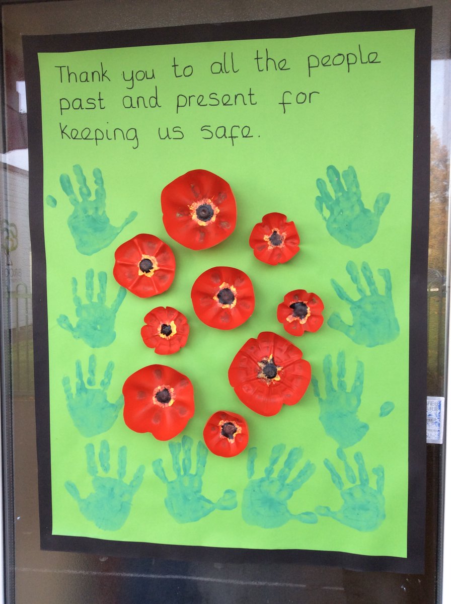 AcademyBrooke's tweet photo. Brooke F1 - This week we have been finding, discussing and creating patterns.  We have also took part in a variety of Remembrance Day activities. 

During our forest school session we have been collecting leaves for the compost heap and planting bulbs. https://t.co/geVqIrQMsD