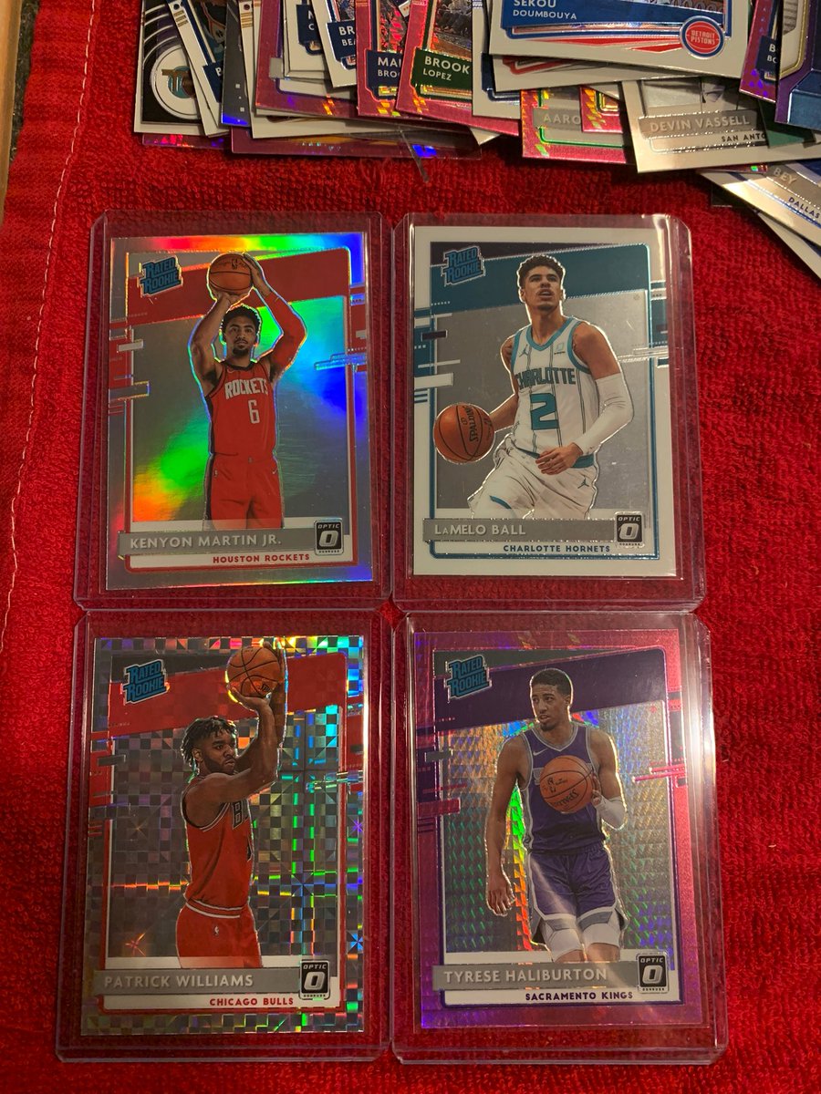 Bhen8's tweet photo. What a fuckin box! Id been trying to sell this for like $85 the past few days! #AlwaysRip https://t.co/7Yb2hlH6qQ