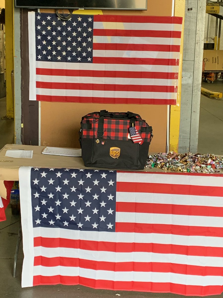 Gene Wolf tweet media