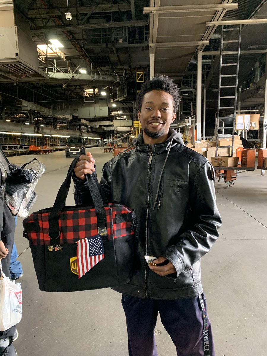 Gene Wolf tweet media