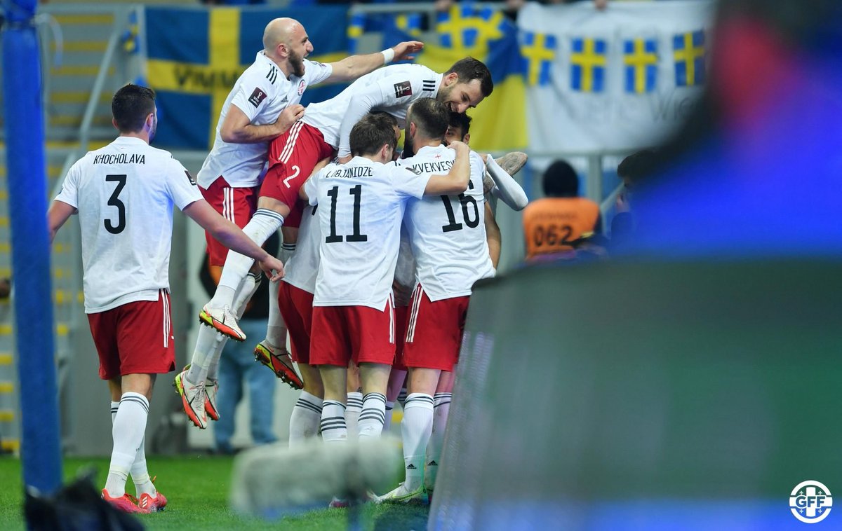 GeorgiaGff's tweet photo. ⚽️ ძდ: 🇬🇪 საქართველო 2⃣-0⃣ შვედეთი 🇸🇪  
⚽️ FT: 🇬🇪 #GFF 2⃣-0⃣ Sweden 🇸🇪 

📰 მატჩის მიმოხილვა: https://t.co/QBlJLROGdk 🇬🇪 

#GFF #GEOSWE https://t.co/FK5QmCjRNn