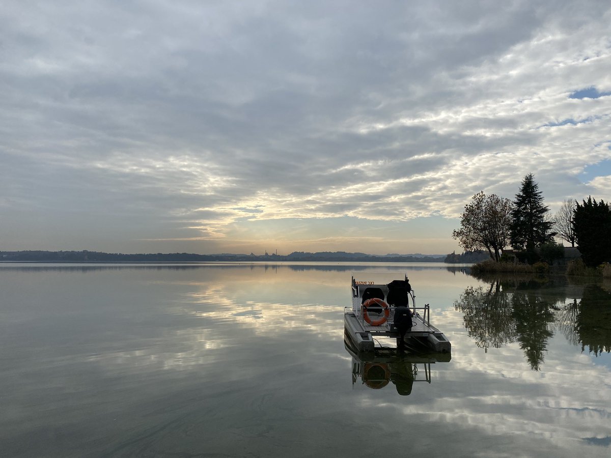 CorewireLtd's tweet photo. #FridayPhoto - Calm and tranquil scene captured in a busy week whilst travelling round visiting our customers in Italy. #Weldclad #Corewire #Forgeweld #Hardfacing #Travel https://t.co/lbAz92fmaG