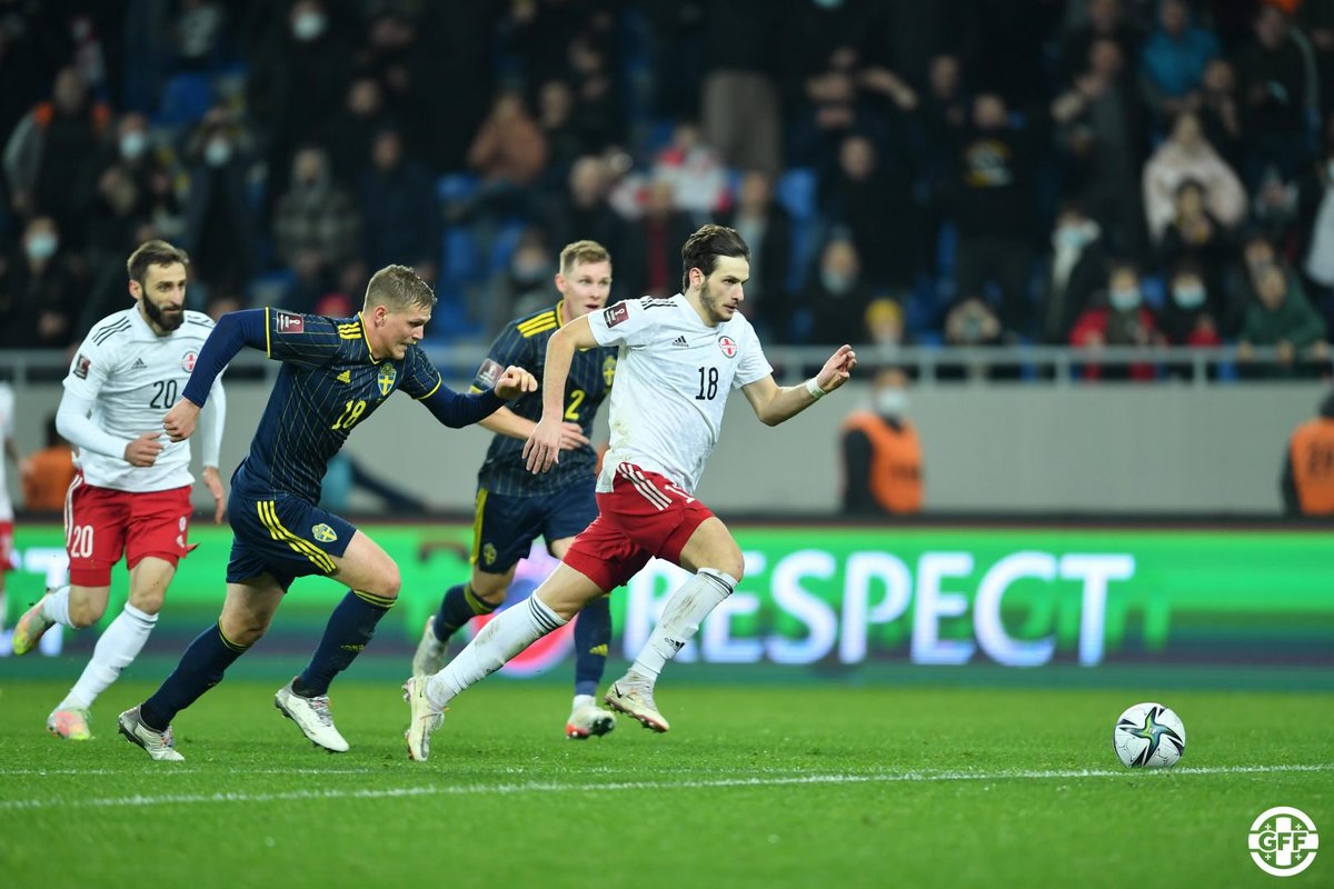 GeorgiaGff's tweet photo. ⚽️: 🇬🇪 საქართველო 2⃣-0⃣ შვედეთი 🇸🇪  
⚽️: 🇬🇪 #GFF 2⃣-0⃣ Sweden 🇸🇪 

1⃣... 2⃣... 3⃣... 4⃣....
📷 The anatomy of a goal, Kvara-style! 😍 

#GFF #GEOSWE https://t.co/7M5uJ4TXns