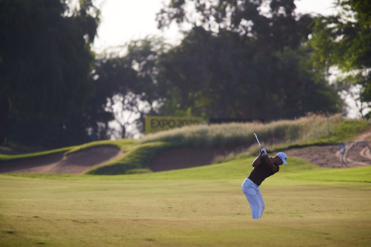 golfshan17's tweet photo. Round 2 is underway! Good to see some 🇿🇦 flags up on the front page of the leaderboard 😬

#Golfshan17
#DubaiSwing #CanonRSA #AvivDubaiChampionship https://t.co/toHRlvd5M3