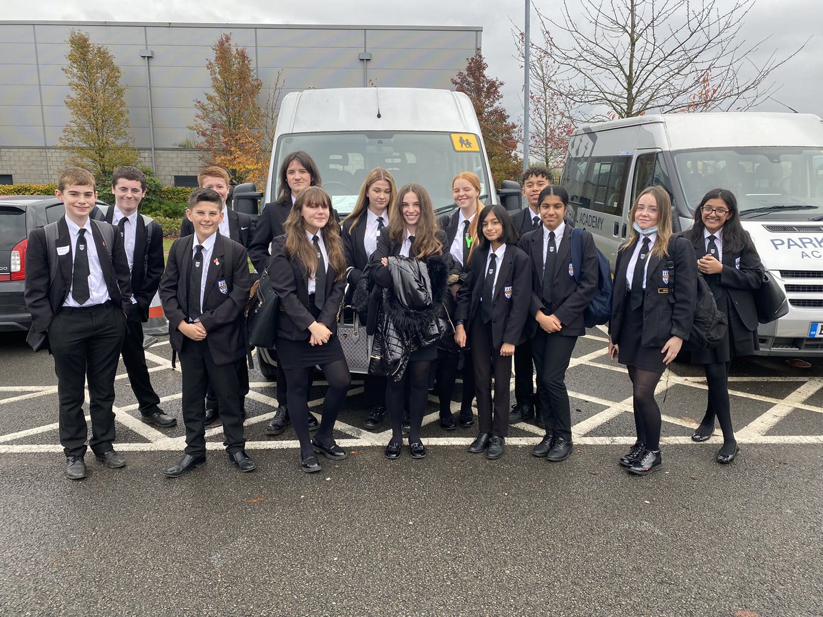 Geog_pha's tweet photo. Our year 9 Geographers taking on the negotiations representing Saudi Arabia 🇸🇦 and Japan 🇯🇵 at the mock COP26  conference. Thank you @InterClimate #ClimateCrisis #COP26 #COP26Glasgow #ClimateEmergency  #FutureLeaders     #proudteacher https://t.co/dkJSww5wvf