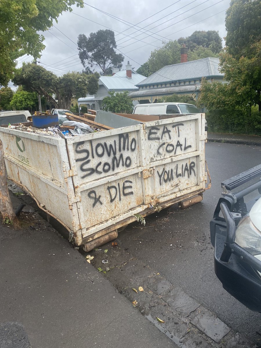 RahulPrasad74's tweet photo. #Victoria #Melbourne #innernorth This is what we think of you @ScottMorrisonMP #scummo #ScottyNoMates #LNPfail #LNPDisgrace #VoteThemAllOut https://t.co/nkPooKFGuD
