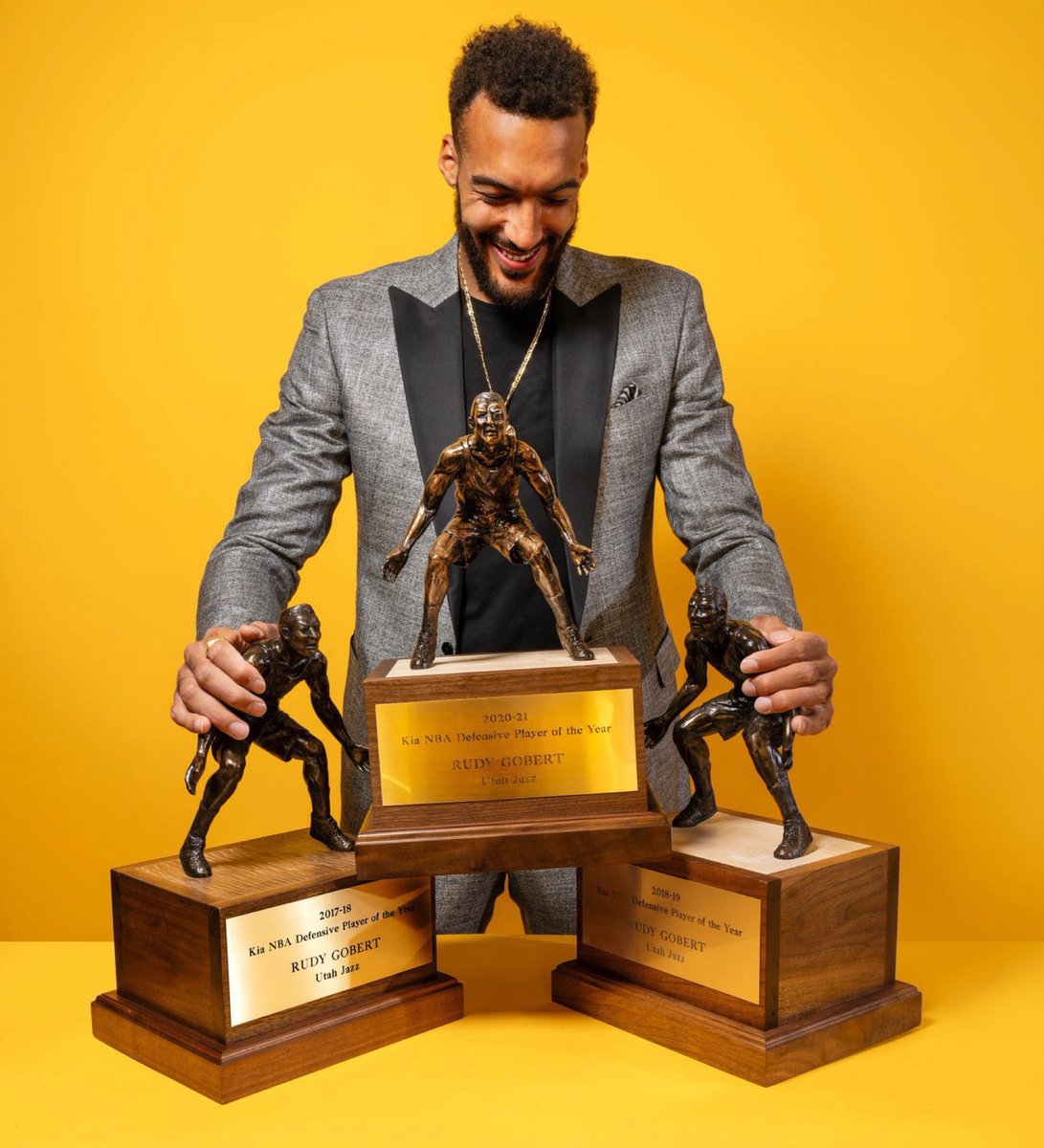 tiffanee_dawn's tweet photo. Nothing but respect for my DPOY @rudygobert27 🏆🏆🏆

#TakeFnNote https://t.co/YAHm8xpTv6