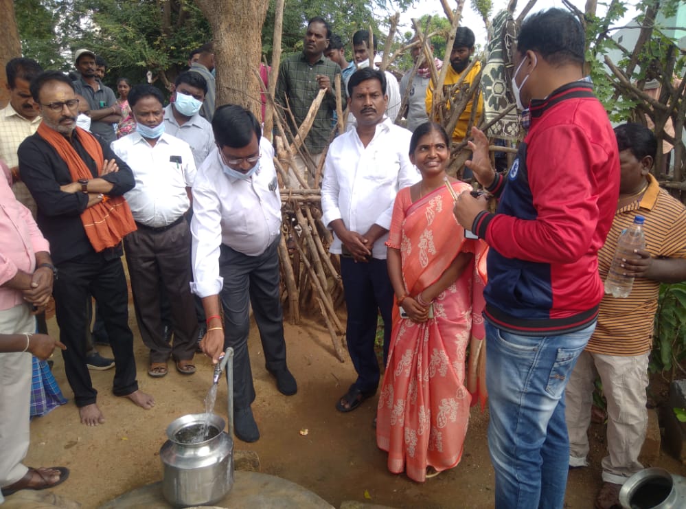 mb_telangana's tweet photo. Our #MissionBhagiratha CEs @ Sri V.Srinivasa Rao CE sir @ #kythampally (V) #Dharmasagar(M) #Warangal(U) (D) awareness walk along with villagers &amp; Sri  G.Chenna Reddy CE Sir on 100 days crash program @ 70MLD WTP #Manayamkonda , #Mahabubnagar (D) @SmitaSabharwal @DayakarRao2019. https://t.co/pYXcg3v4Vf